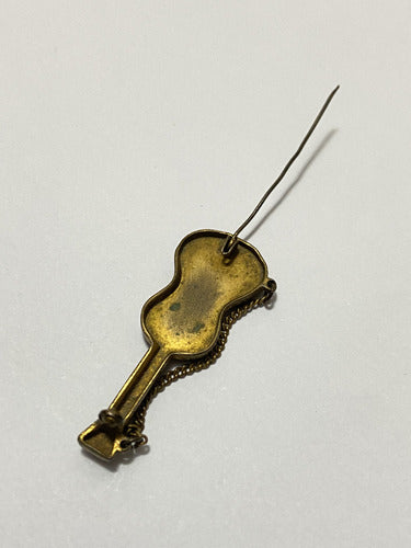 Broche Antigo Violão Dourado